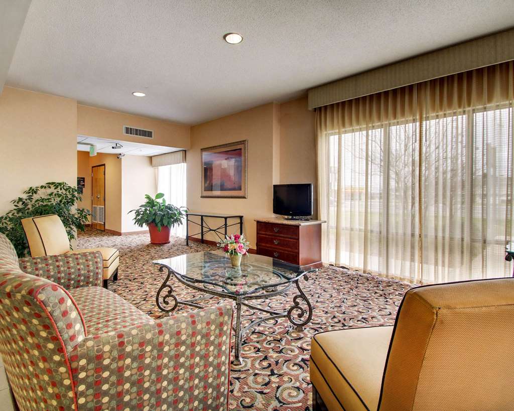 Quality Inn & Suites Hattiesburg North - photo 9
