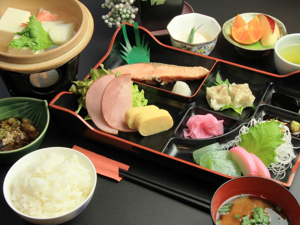 Oze Shinkousou in Okazaki, Japan