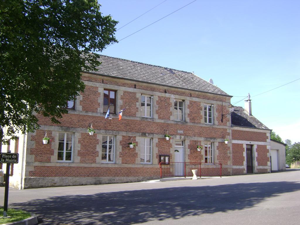 L'hirondelle — hotel in Charleville-Mezieres