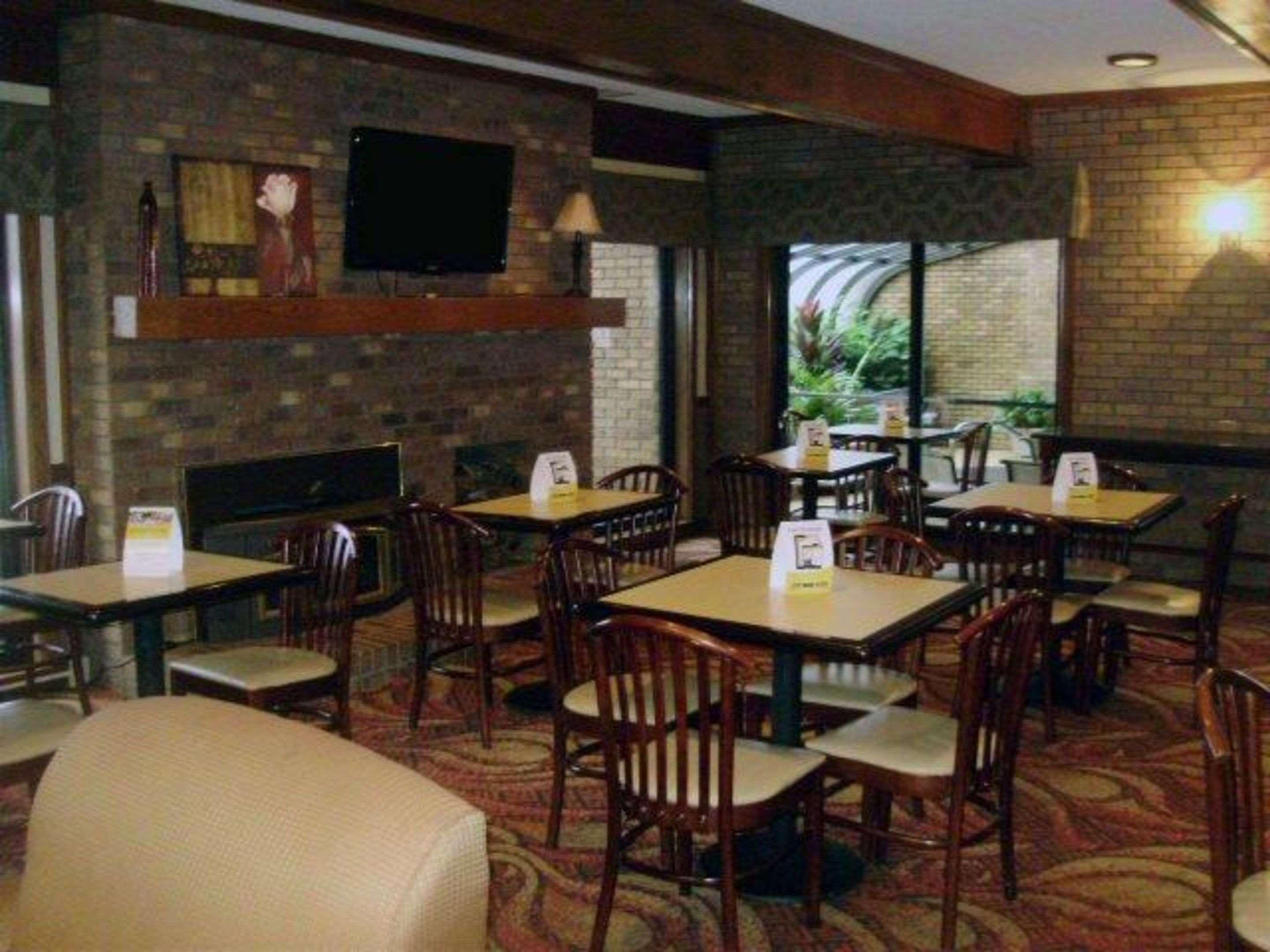 Quality Inn & Suites Searcy I 57 - photo 15