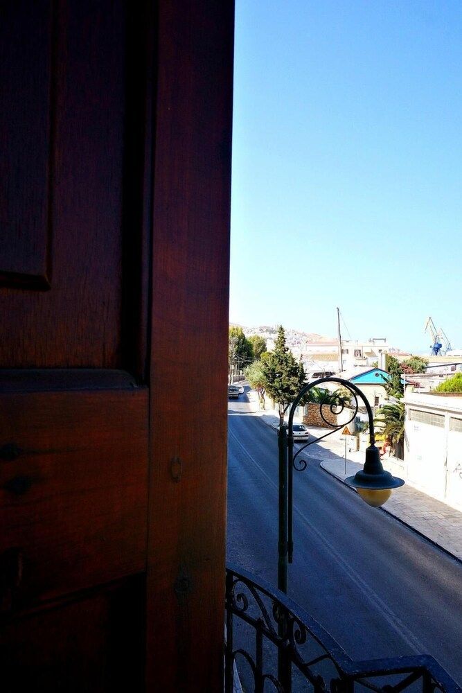 Ermis Studios — Ermoupolis — photo 2