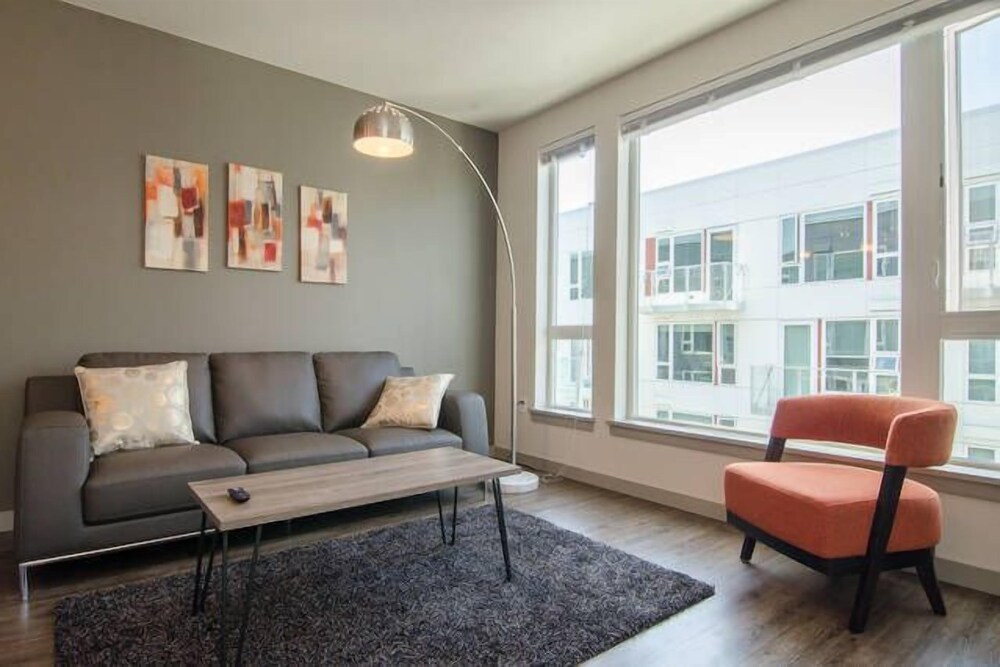 Capitol Hill Suites by Luxe Hubs - photo 35