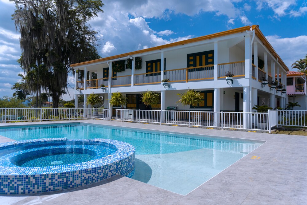 Colina Del Sol Hotel Hacienda — Quimbaya
