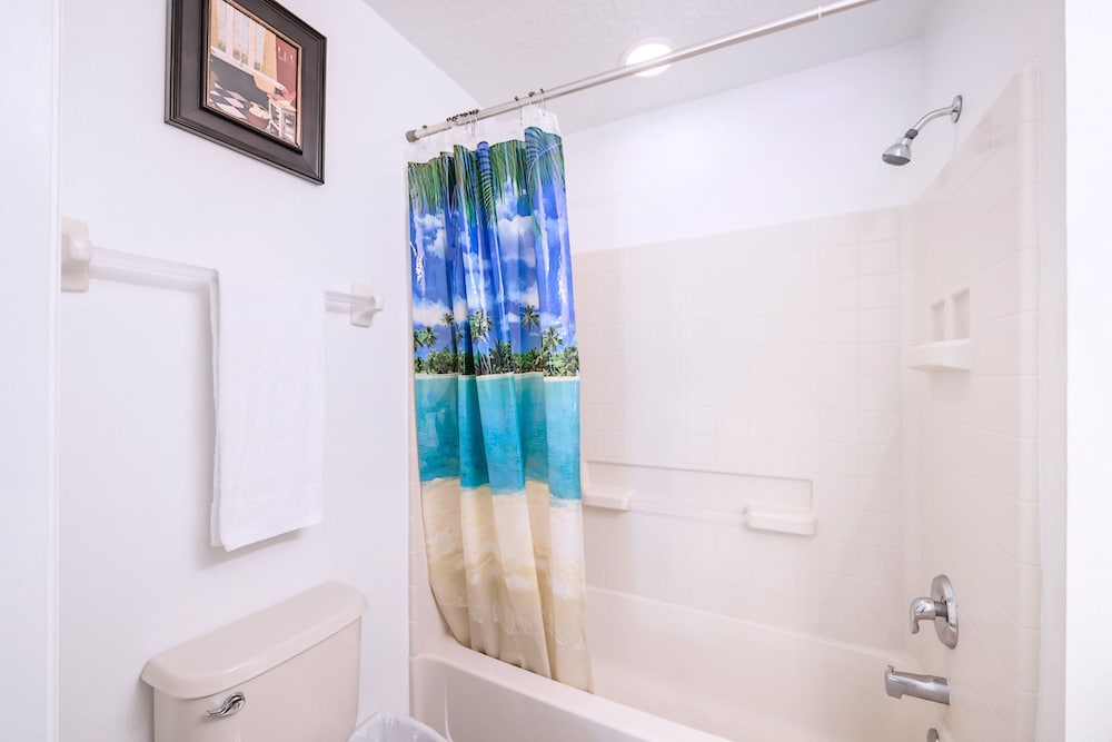 4BR Family Resort Home Private pool & Games Room - photo 29