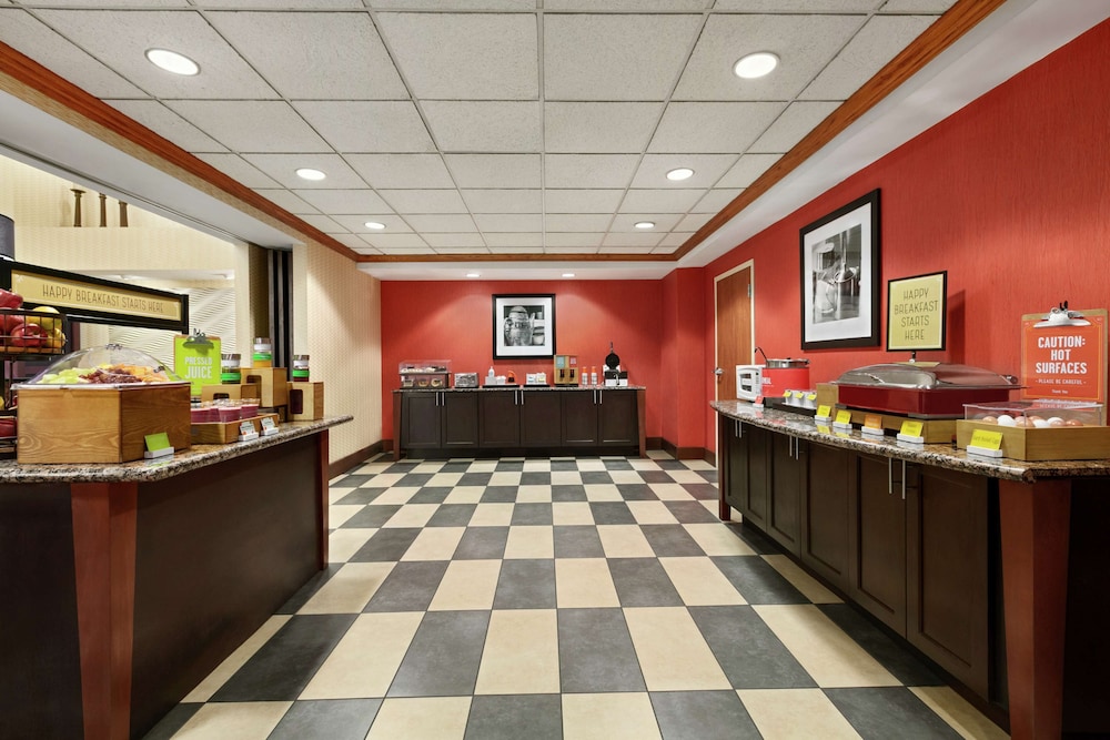 Hampton Inn & Suites Lawton - photo 21