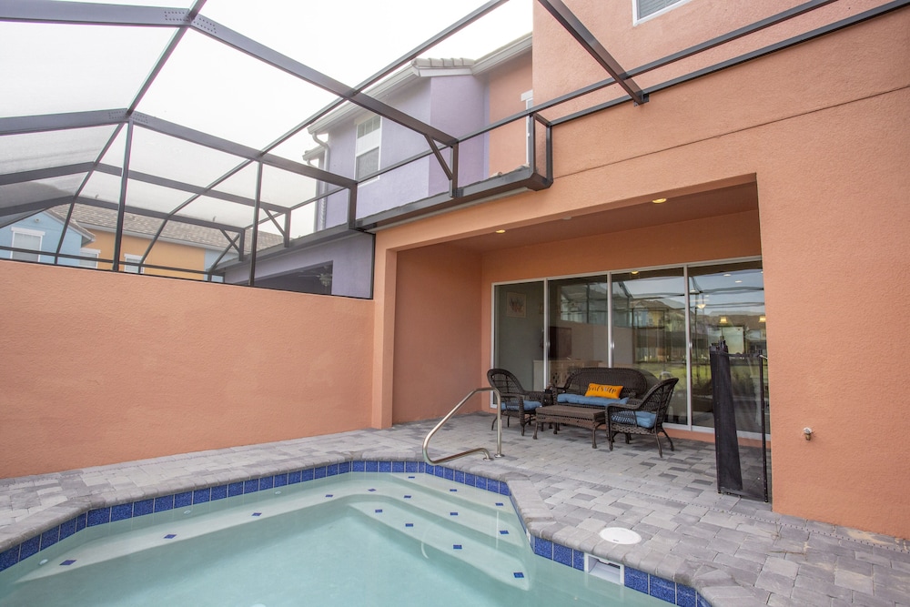Marvelous 4 Bedroom w Pool @ Festival Resort 197 - photo 44