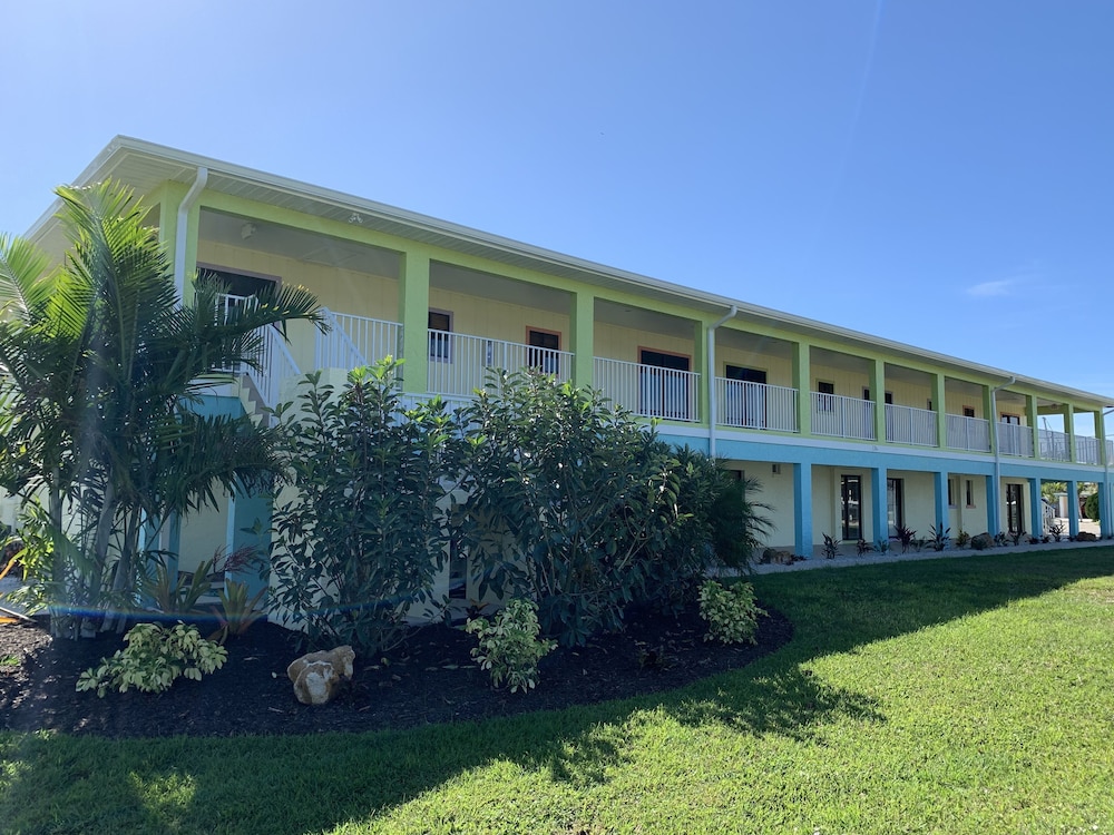 Off the Charts Inn & Out Island Resort - photo 33