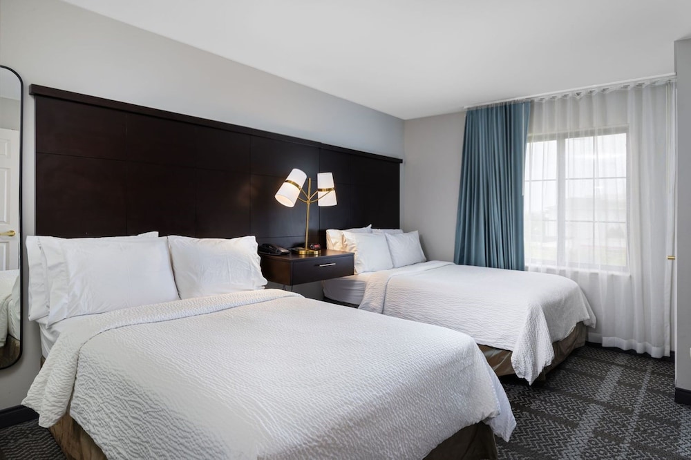 Staybridge Suites Madison East by IHG - photo 9
