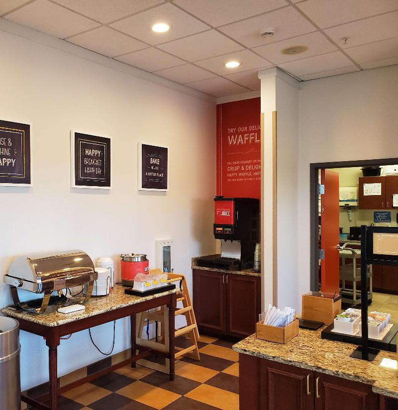 Hampton Inn Plover Stevens Point - photo 64