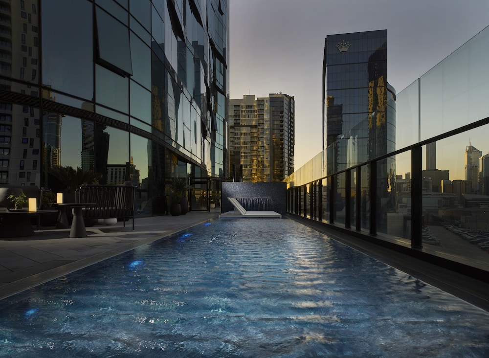 Shadow Play by Peppers — 4-Star Luxury Hotel in Southbank, Australia