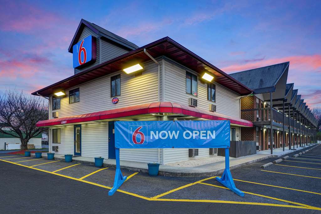 Motel 6 Carlisle PA Cumberland Valley - photo 2