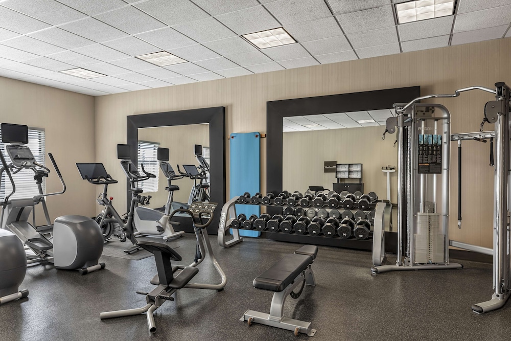 Hilton Garden Inn Los Angeles Redondo Beach - photo 18