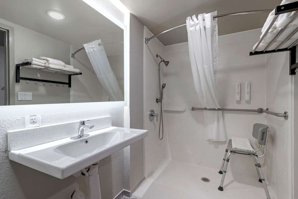 Clarion Pointe McDonough - photo 23