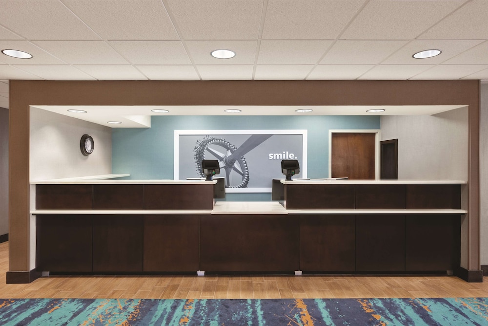 Hampton Inn Orlando International Drive Convention Center - photo 5