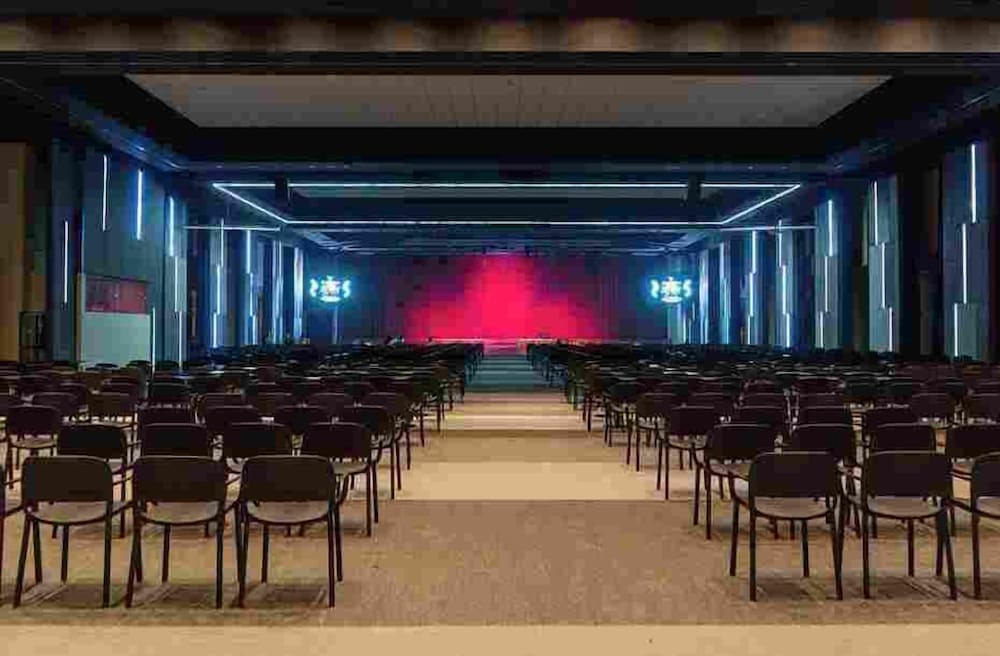 Theater show