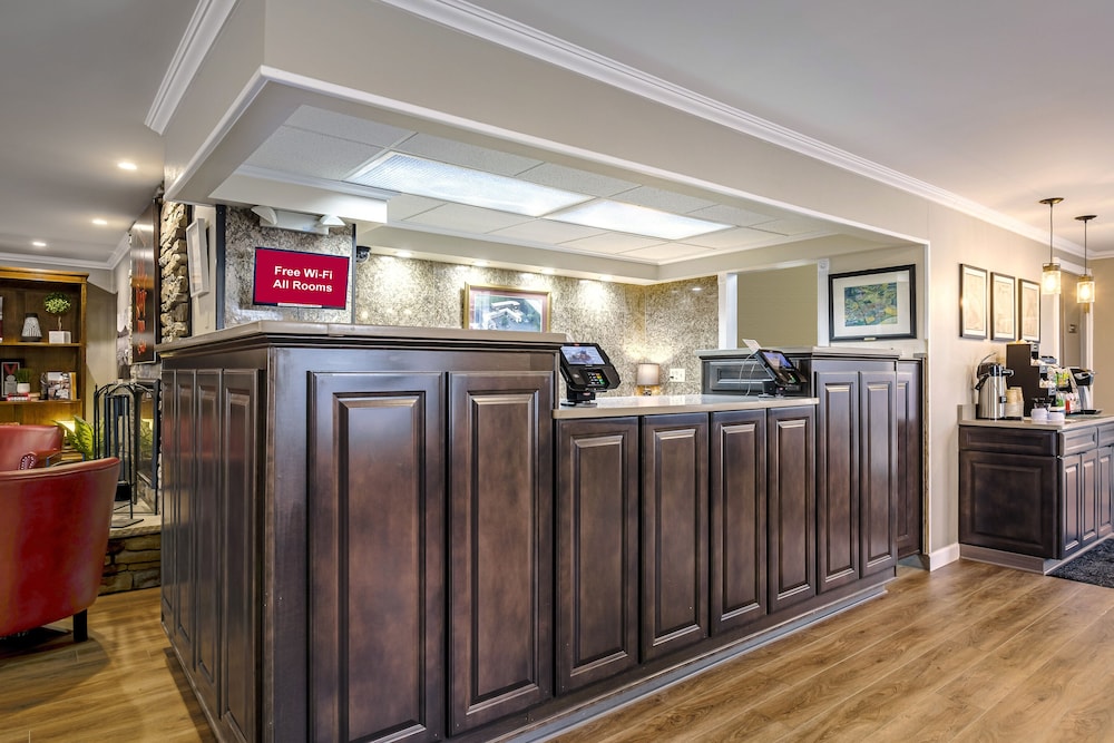 Red Roof Inn & Suites Herkimer - photo 3