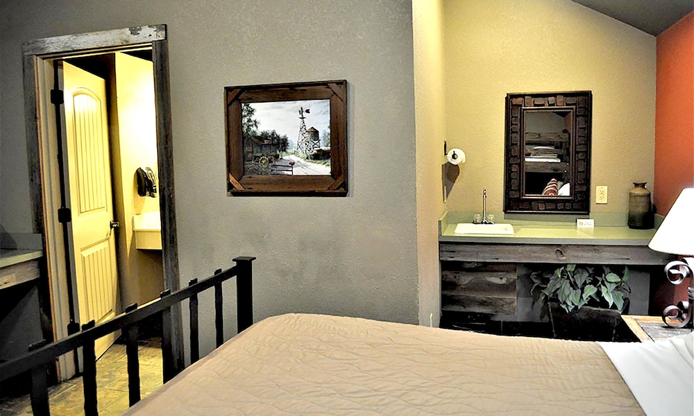 Rustic Creek Ranch Resort - photo 42