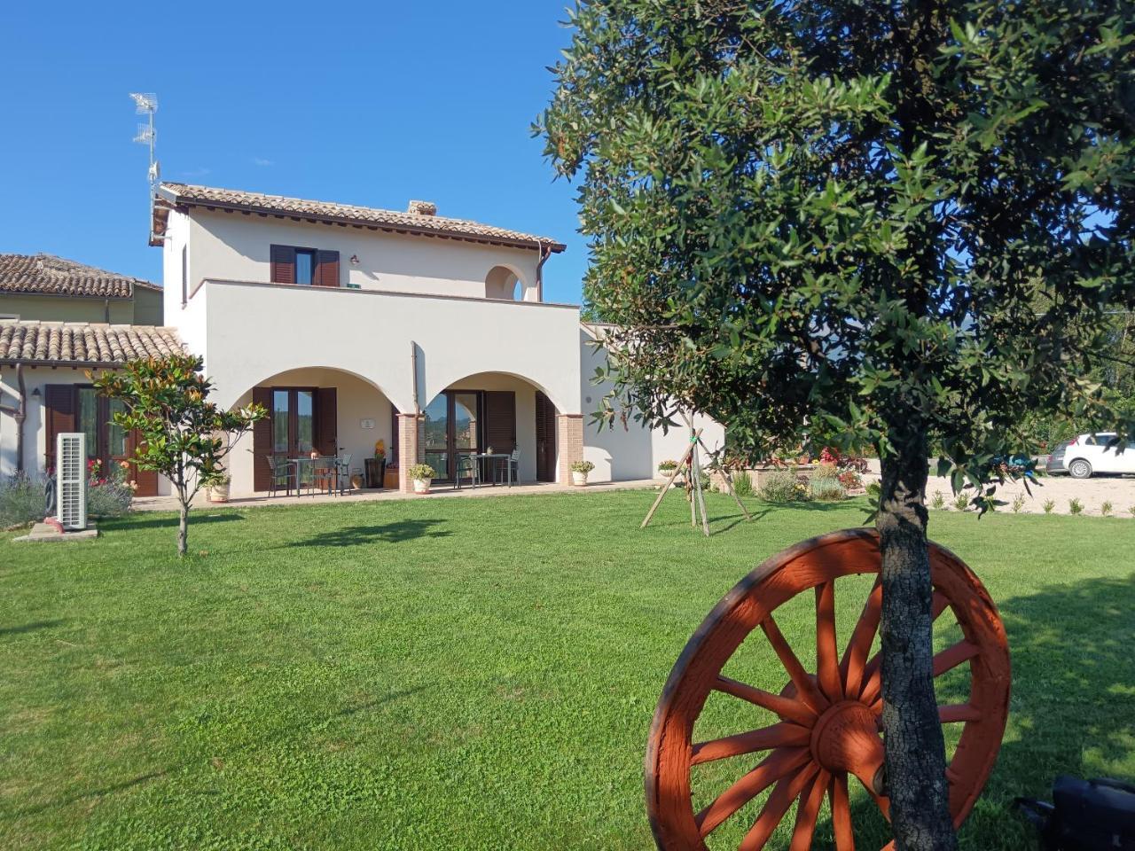 L'Antico Fienile — hotel in Montefalco