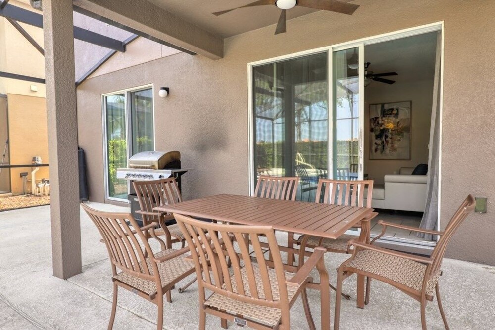 Fun Games & Relaxation At Solterra Resort 6 Bedroom Home by Redawning - photo 43