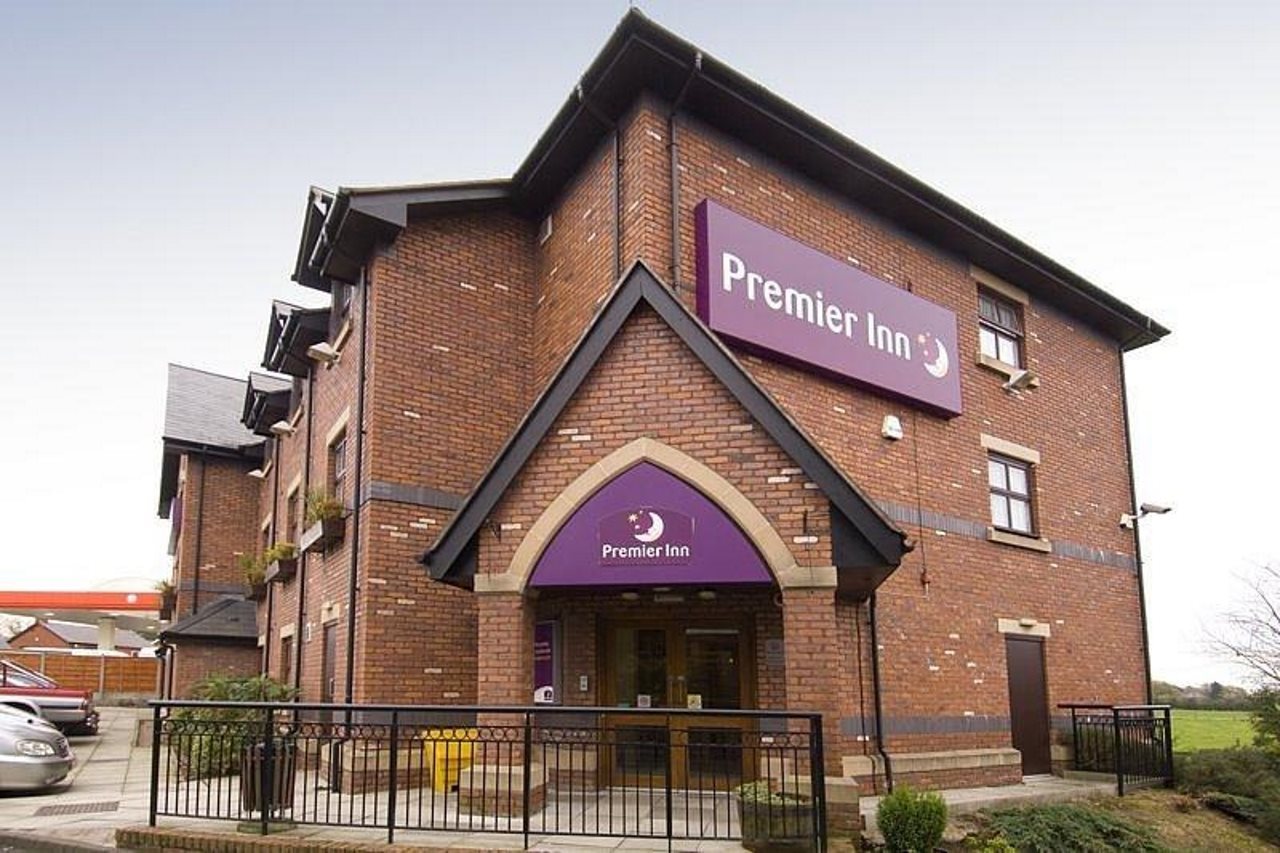 Premier Inn Wigan North - carbon neutral hotel in Wigan