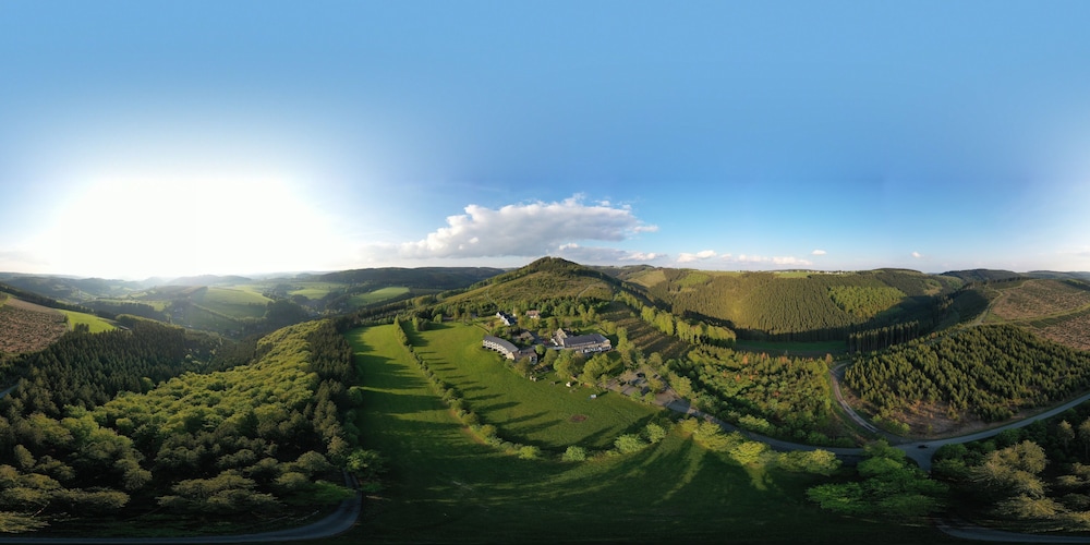 Berghotel Hoher Knochen Ruhe & Natur in Winterberg, Germany