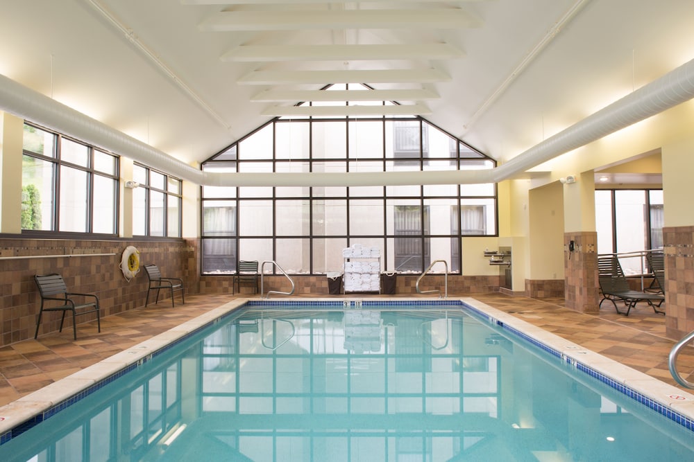Hampton Inn Clarks Summit - photo 34
