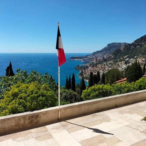 Joli Deux Pieces Vieux Village de Roquebrune Cap Martin — hotel in Roquebrune-Cap-Martin
