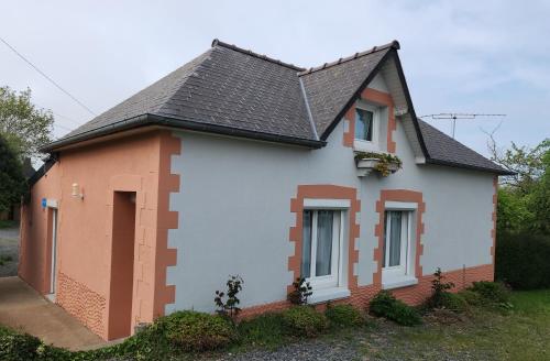 Les Clematites in Hillion, France