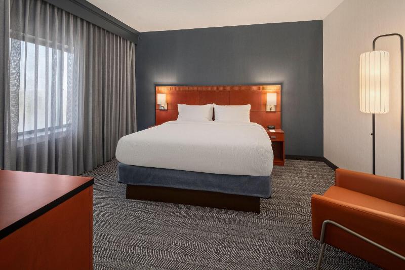 Courtyard Chicago Waukegan Gurnee - photo 40