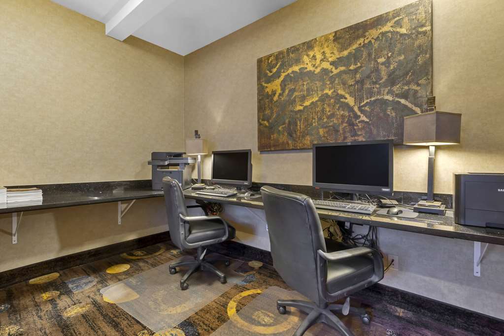 Best Western Plus Ellensburg Hotel - photo 34