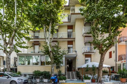 Hotel Elisabetta 2 stelle in Cattolica, Italy