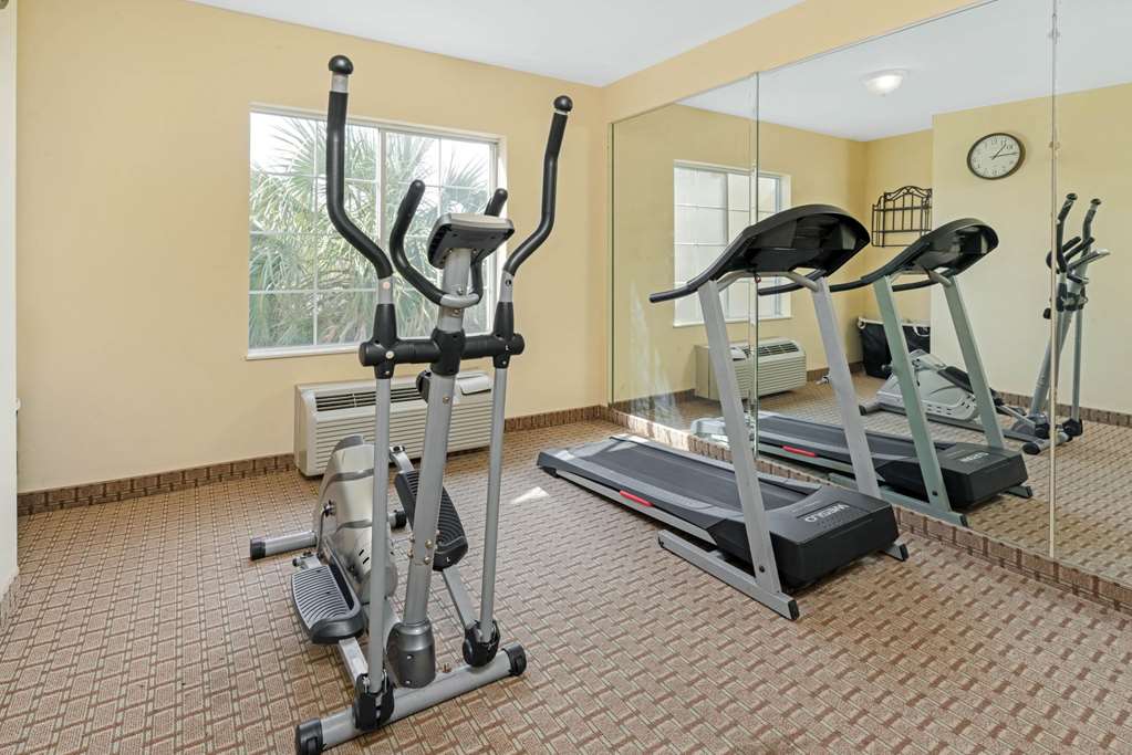 La Quinta Inn & Suites by Wyndham Morgan City - photo 11