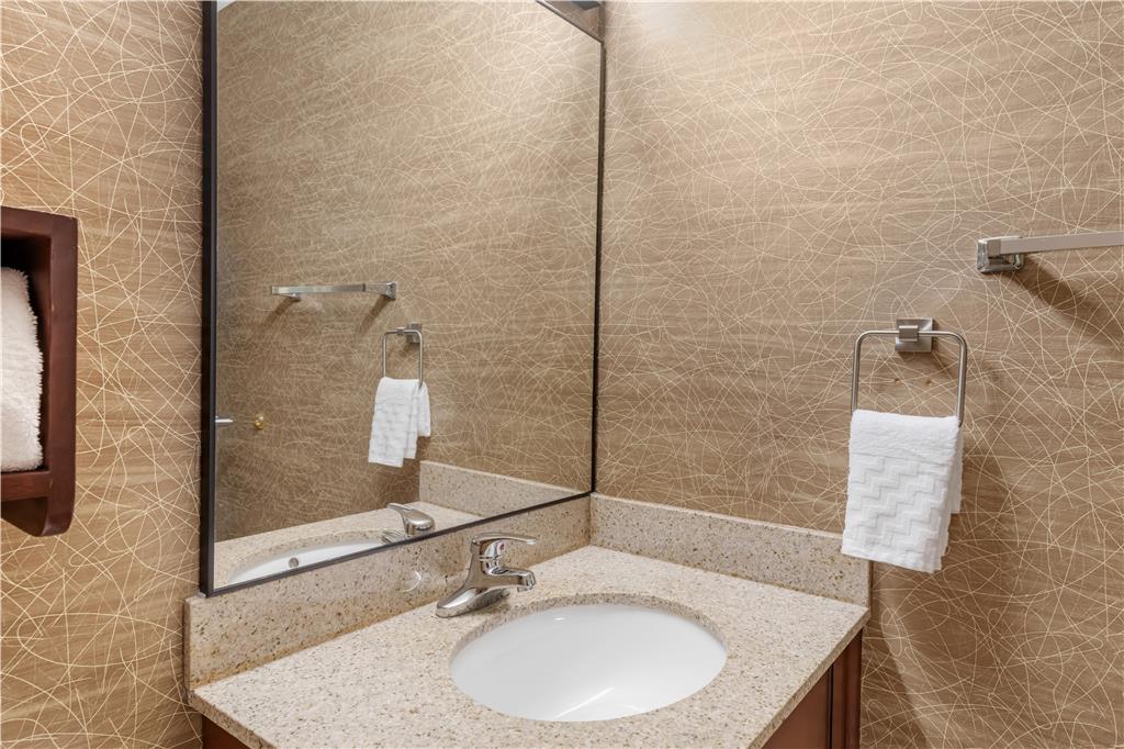 Best Western Fairmont - photo 20