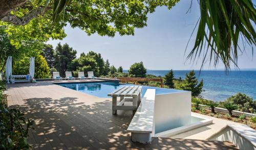 Sea View Ranch By The Sea — 4-Star Luxury Hotel in Polygyros, Greece