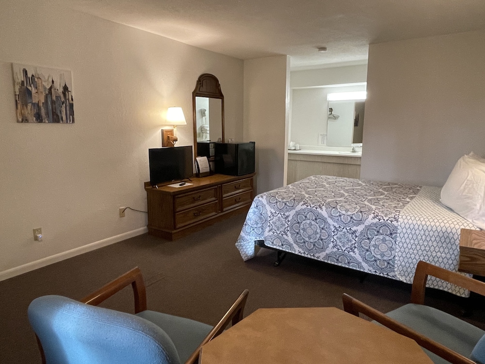 Scottish Inns Motel Osage Beach - photo 50