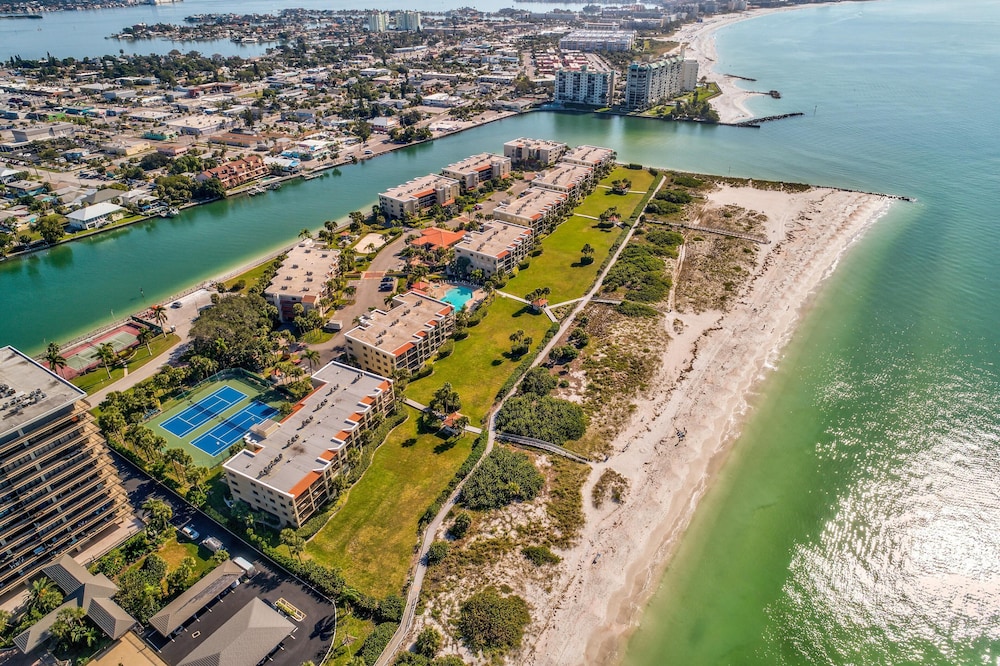 Land's End 8 306 Beach Front Premier - photo 68