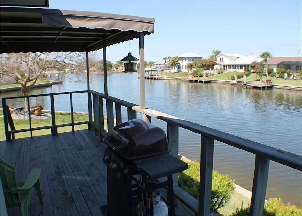 Cozy Canal — hotel in Palm Coast