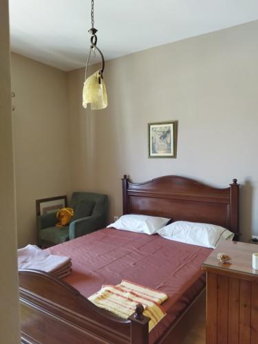 Beautiful Room In Neo Iraklio Only Women — Athens