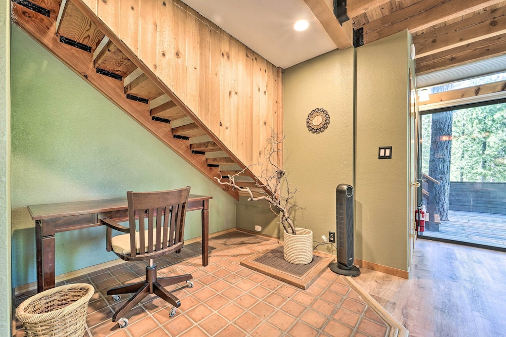 Hot Tub & Ski Shuttle: Northstar Resort House - photo 7