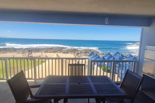Point Village Accommodation Linda — 4-Star Luxury Hotel in Mossel Bay, South Africa