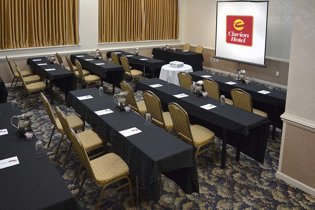 Clarion Hotel Philadelphia International Airport - photo 22