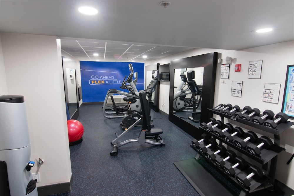 Holiday Inn Express & Suites Ft. Lauderdale Airport West by IHG - photo 44