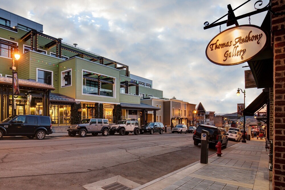 Abode at the Parkite in Bridgeport, United States