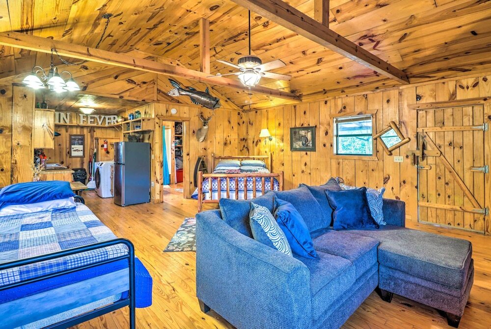 Mountian View Retreat Less Than 2 Mi To White River — Mountain View