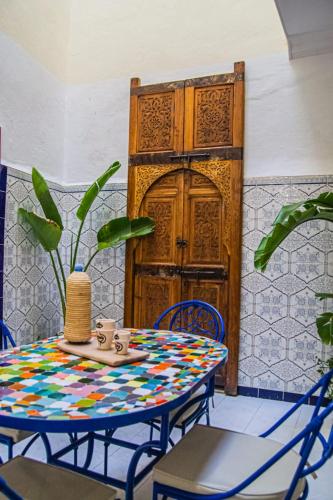 Riad Fz Marrakech — 4-Star Luxury Hotel in Marrakesh, Morocco