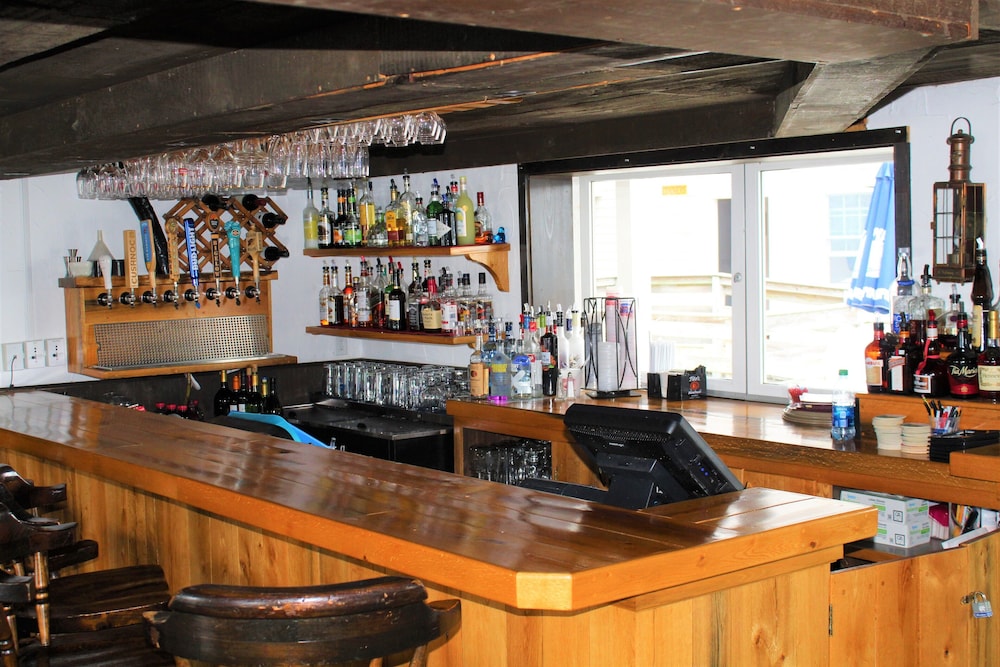 Tugboat Inn - photo 143