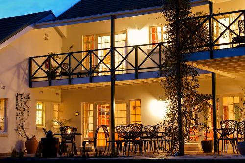 Golden Hill Guest House — 4-Star Luxury Hotel in Cape Town, South Africa