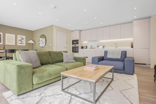Apartment by the beach in Rest Bay Porthcawl — 4-Star Luxury Hotel in Porthcawl, United Kingdom