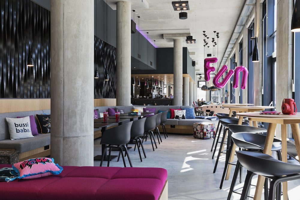 Moxy Vienna Airport — Schwechat