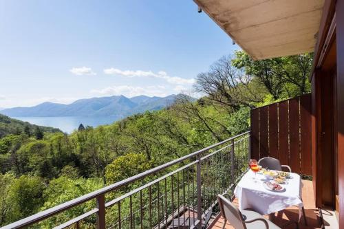 Villa Sereni 115 — 4-Star Luxury Hotel in Dumenza, Italy